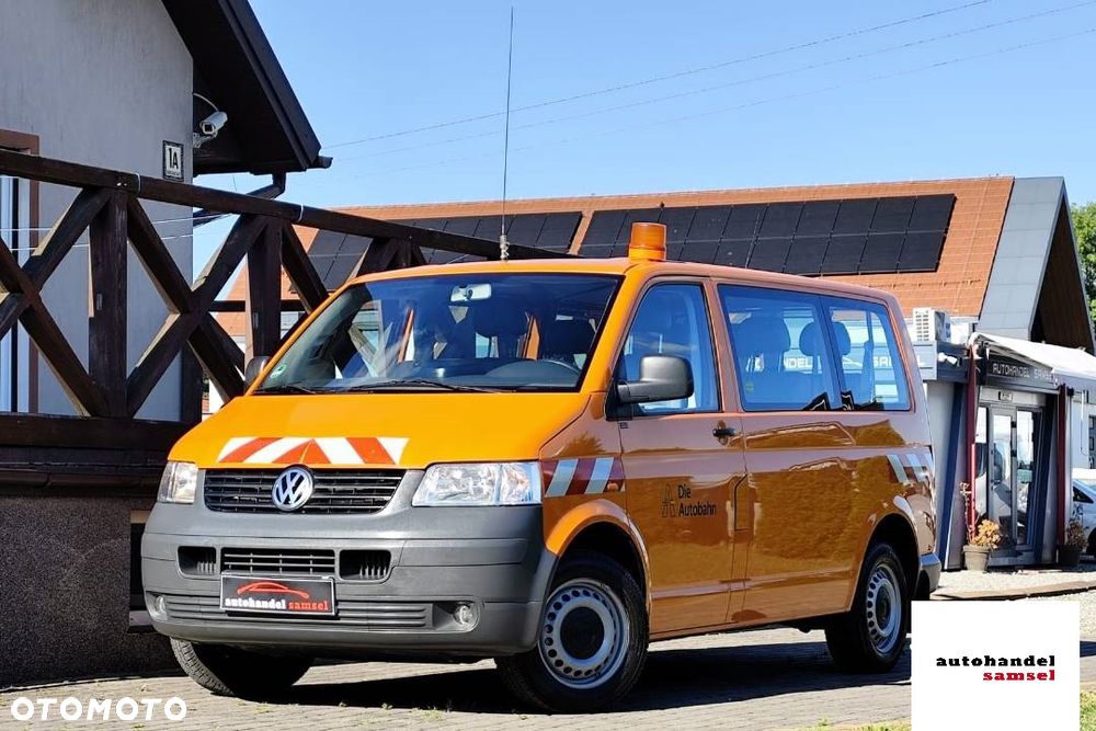 Volkswagen Transporter - 1