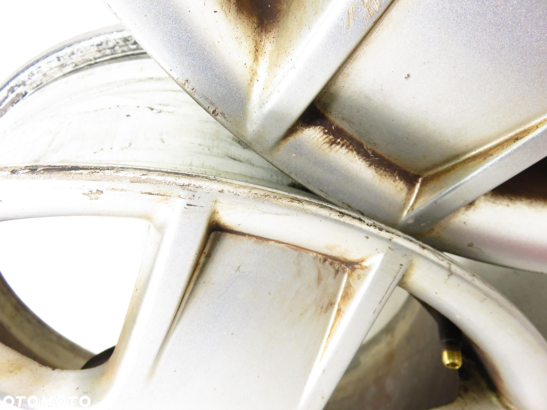 FELGA ALUMINIOWA VW  1J0601025H 16" 6.0" 5x100 42 - 10
