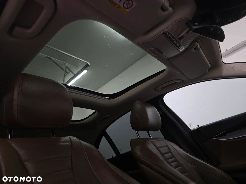 Mercedes-Benz Klasa E 300 de 9G-TRONIC AMG Line - 28