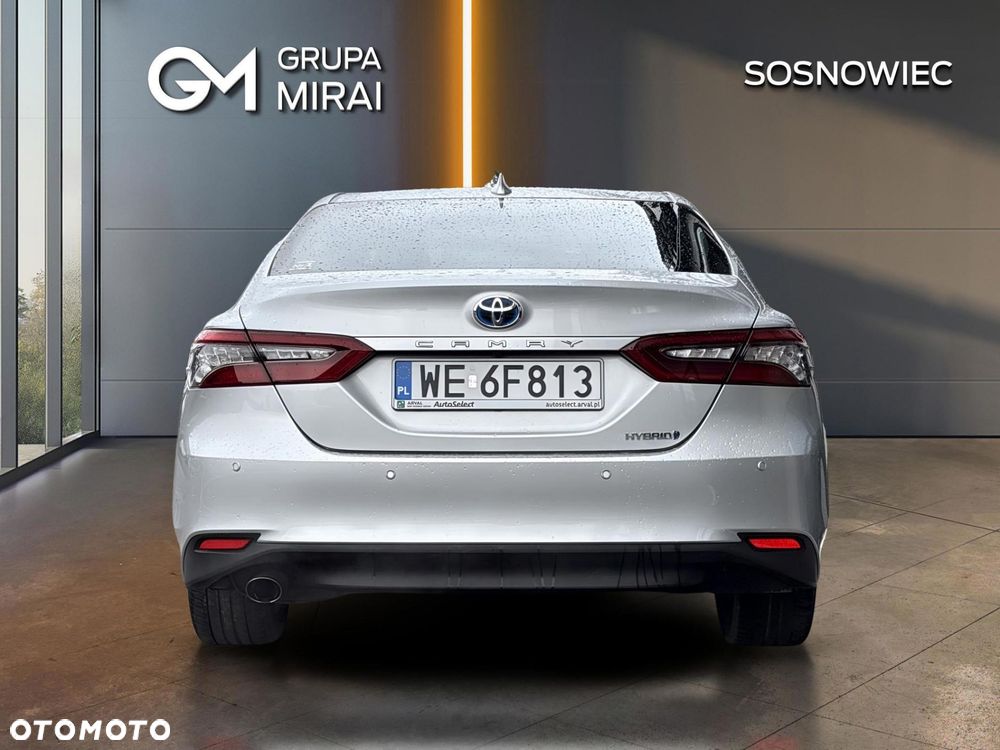 Toyota Camry 2022 photo 4