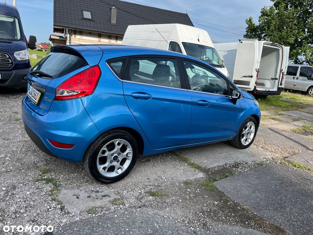 Ford Fiesta 1.25 Champions Edition - 4