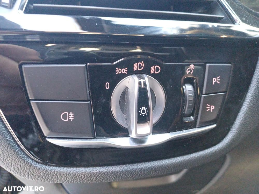 BMW Seria 5 530e Aut. M Sport Edition - 11