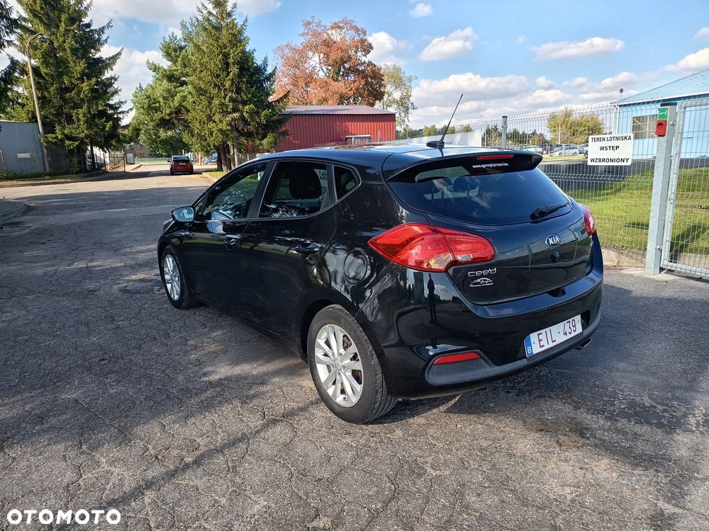Kia Ceed Cee'd 1.6 CRDi XL - 9