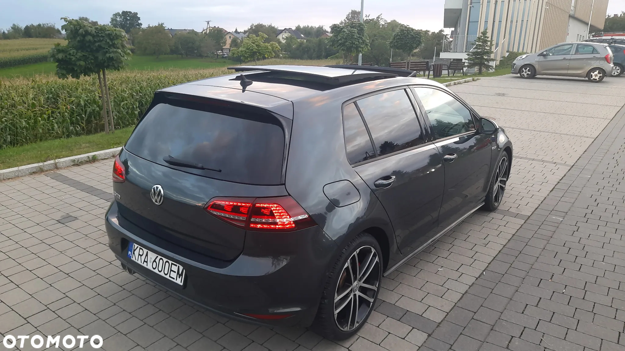 Volkswagen Golf GTD 2.0 TDI SCR DSG - 9