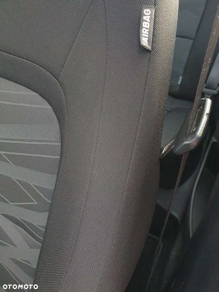 Kia Ceed 1.6 GDI Platinum Edition - 22