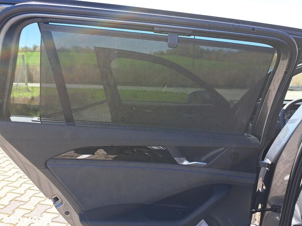 Volkswagen Passat - 19