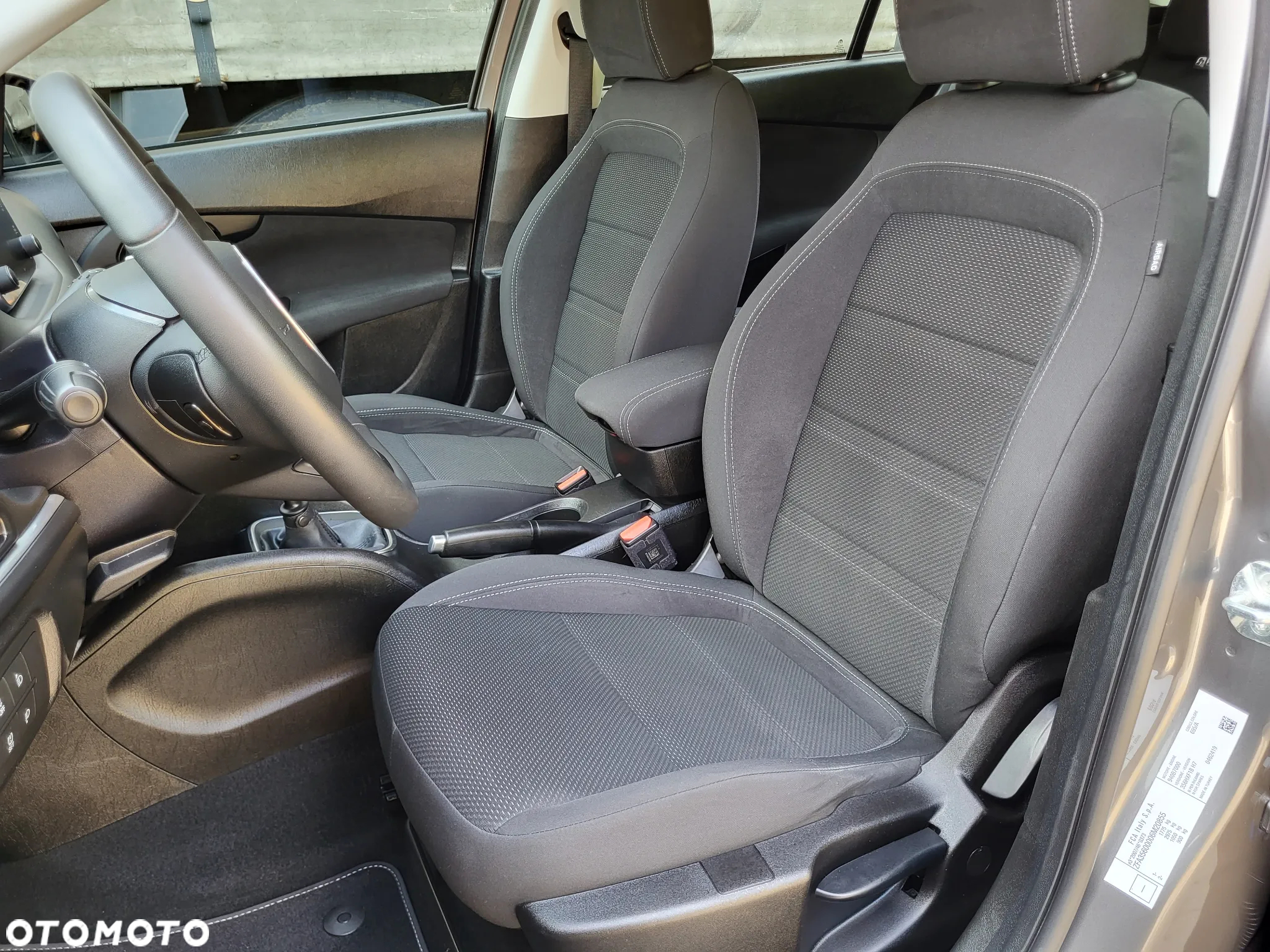 Fiat Tipo 1.4 T-Jet 16v Lounge - 18