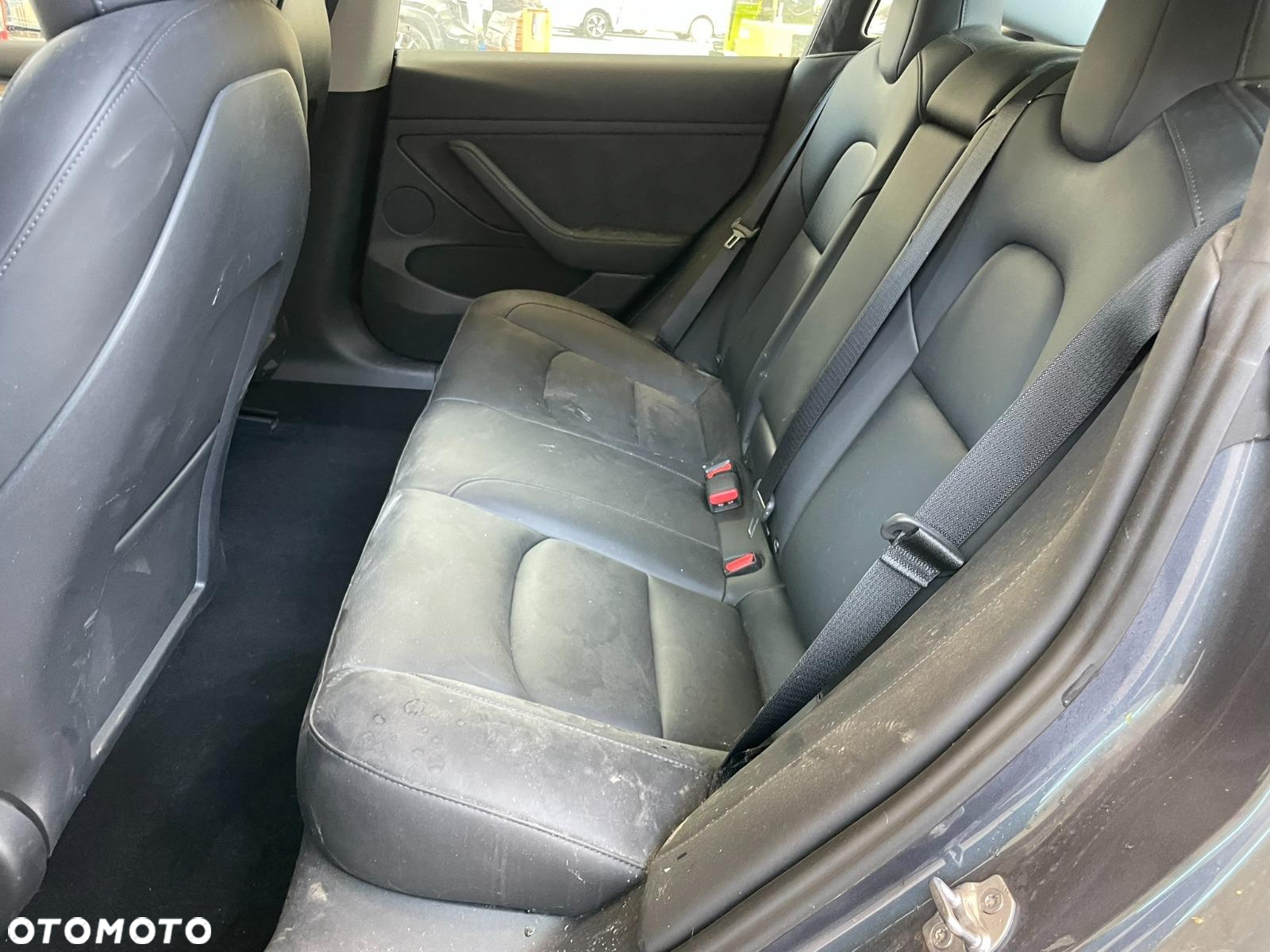 Tesla Model 3 Standard Reichweite Plus Hinterradantrieb - 9