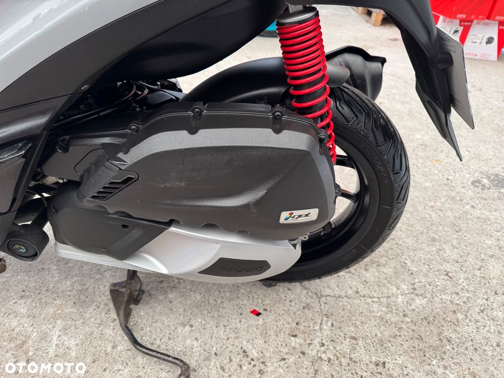 Piaggio Medley - 20