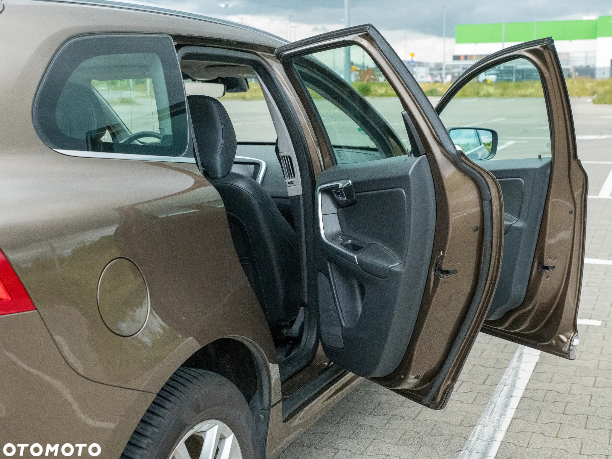 Volvo XC 60 D3 Drive-E Summum - 4