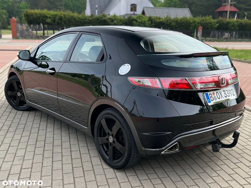 Honda Civic 1.8i-VTEC Executive - 4