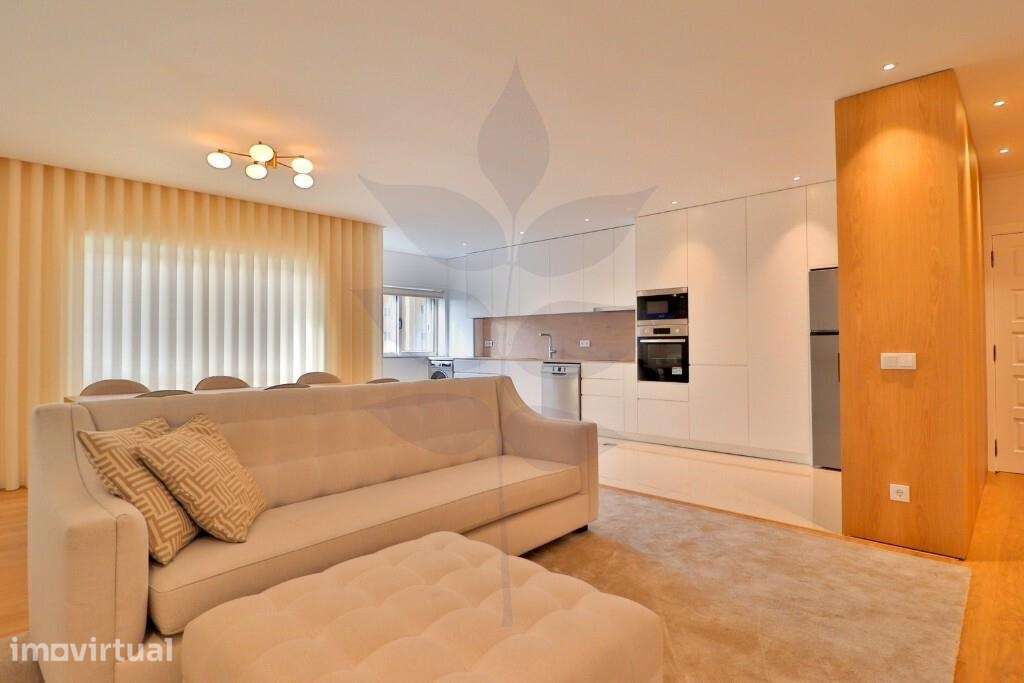 Venda apartamento T2 totalmente renovado em Maximinos - Grande imagem: 2/49