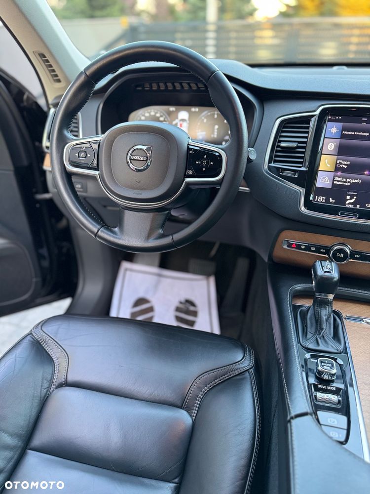 Volvo XC 90 D5 SCR AWD Inscription 7os - 19