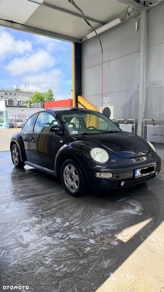 Volkswagen New Beetle - 4