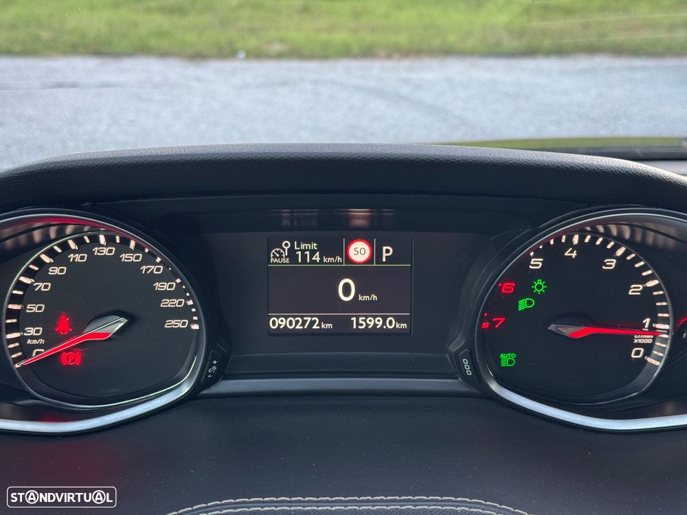 Peugeot 308 1.2 PureTech GT Line EAT8 - 11