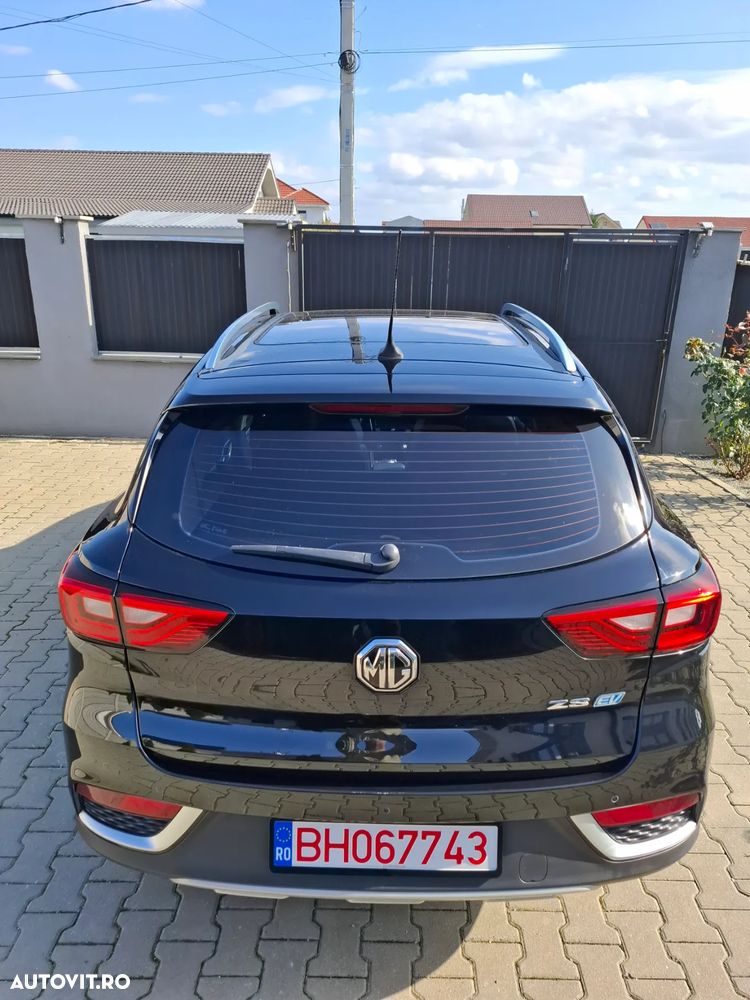 MG ZS EV Standard Luxury - 5