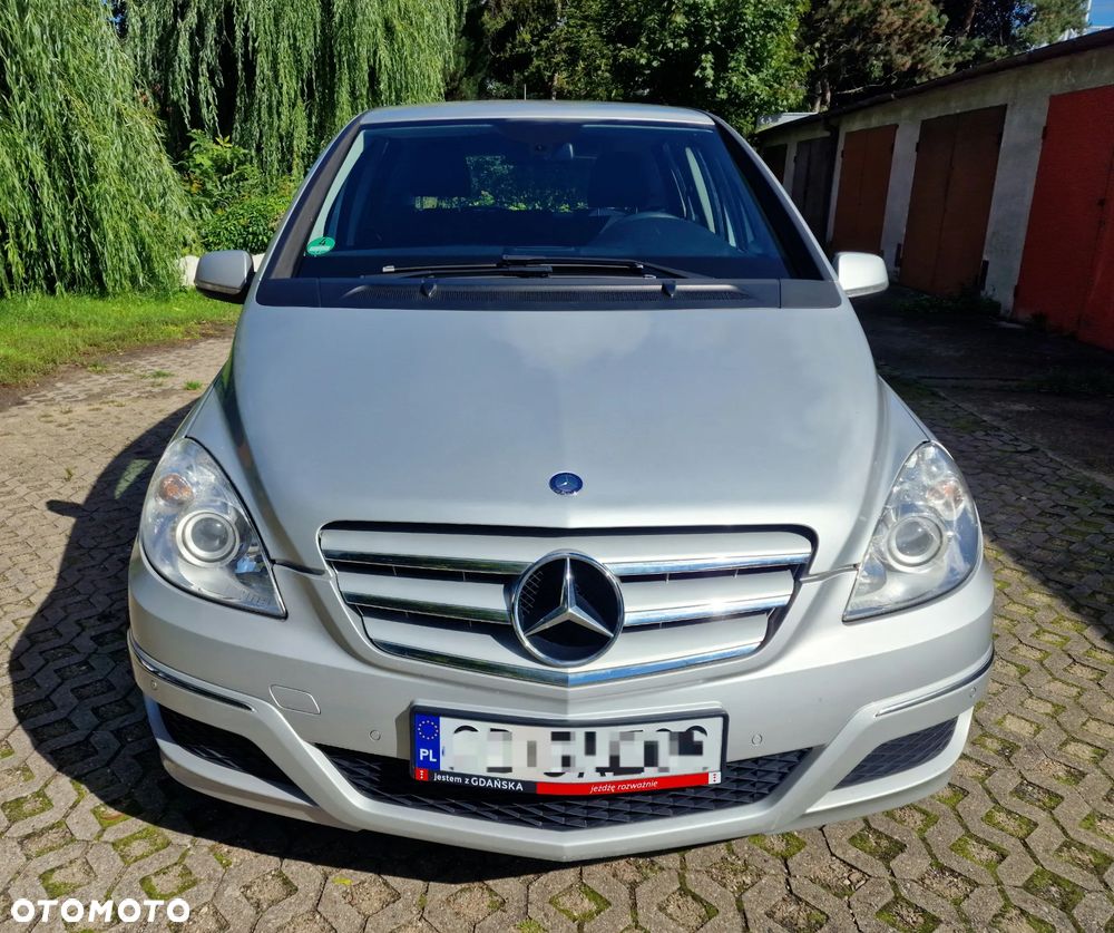 Mercedes-Benz Klasa B 180 CDI Autotronic - 14