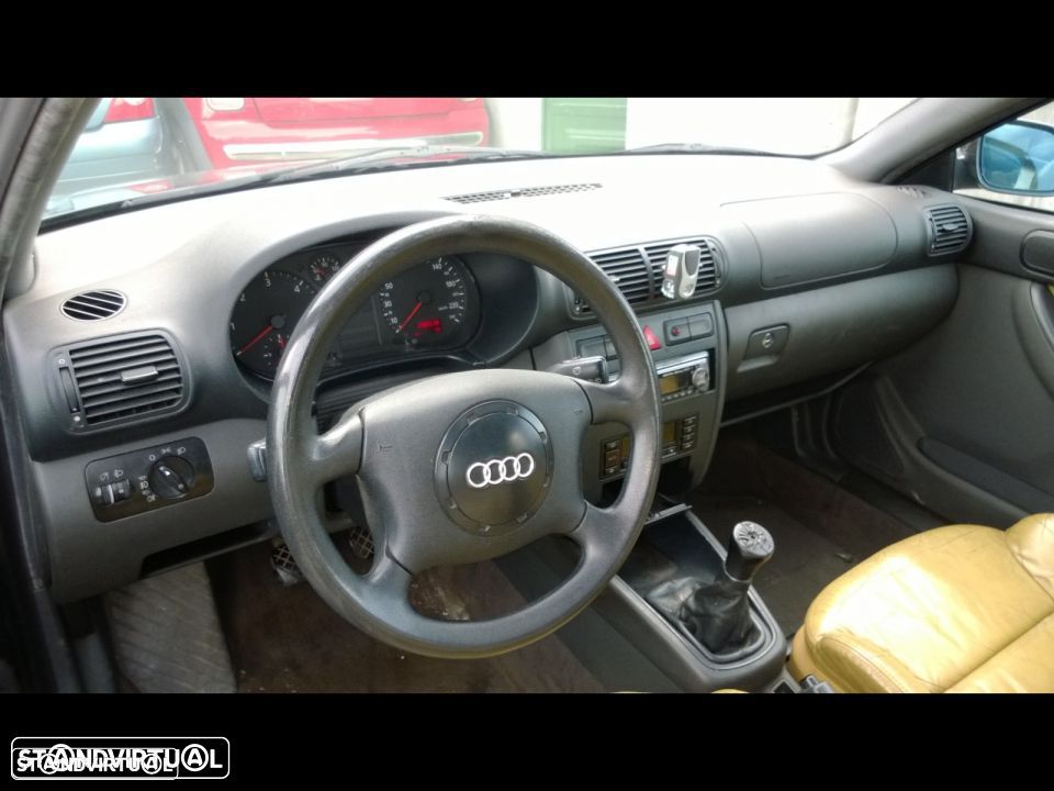 Traseira/Frente/Interior Audi A3 TDI 99 - 3
