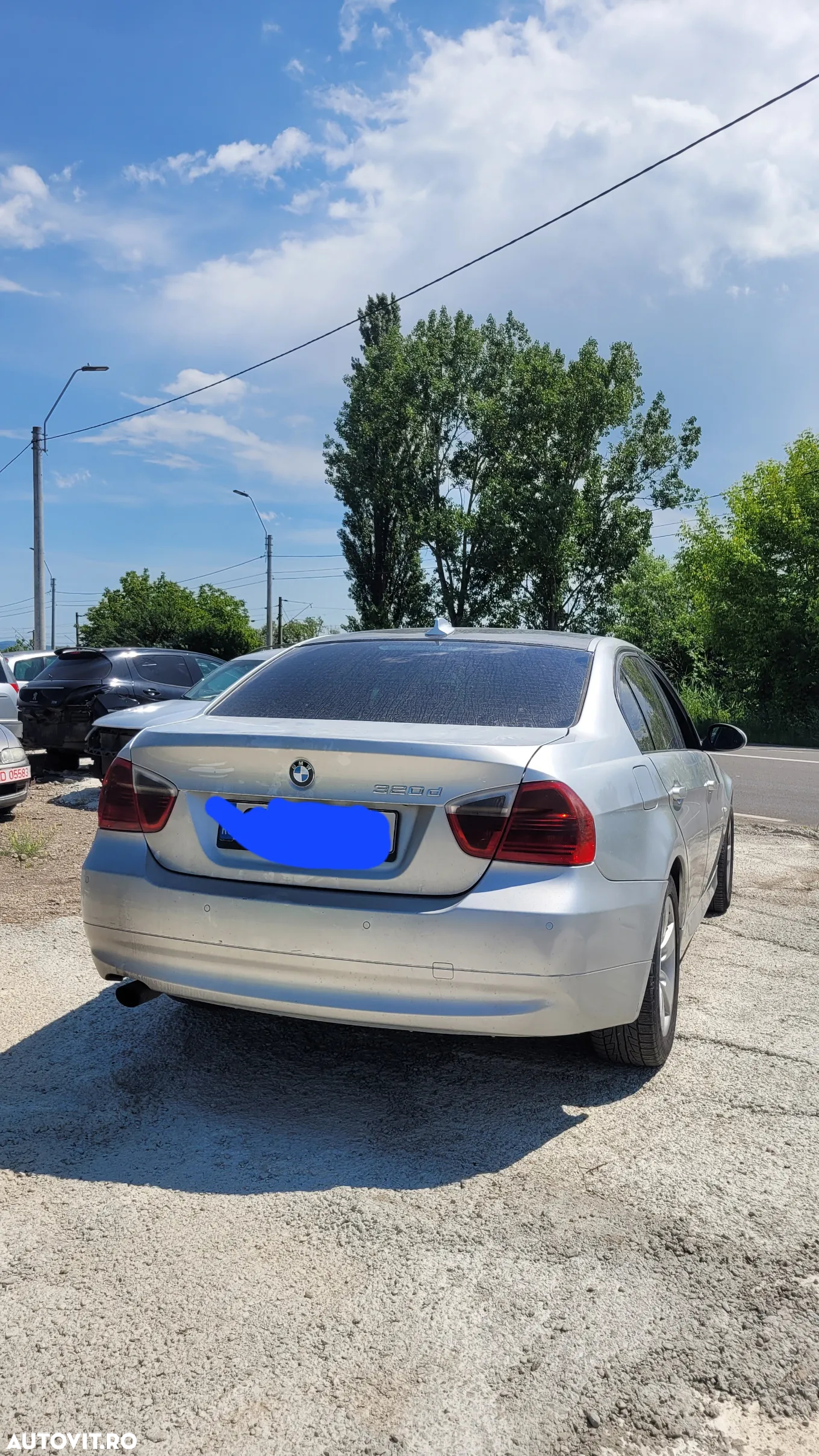 Dezmembrez BMW 320 diesel e90 163cp - 5