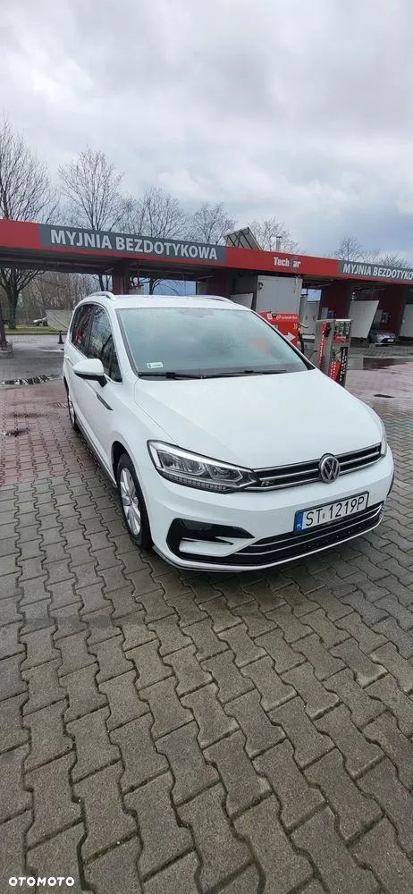 Volkswagen Touran - 1