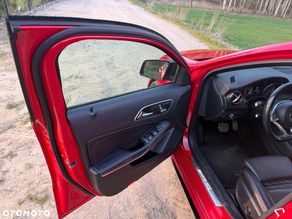 Mercedes-Benz Klasa A AMG 45 4-Matic - 23