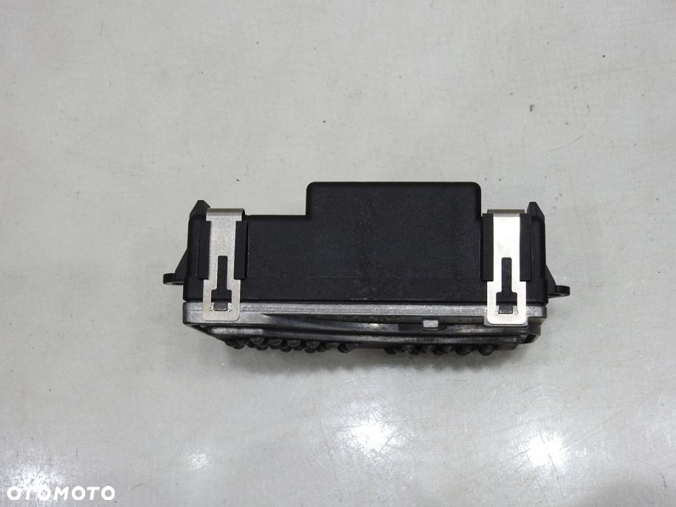 REZYSTOR OPORNICA AUDI A6 C6 4F0820521A - 2