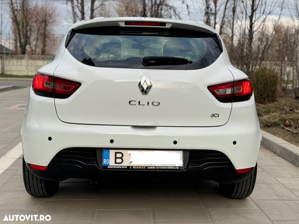 Renault Clio 1.5 dCi Authentique - 5