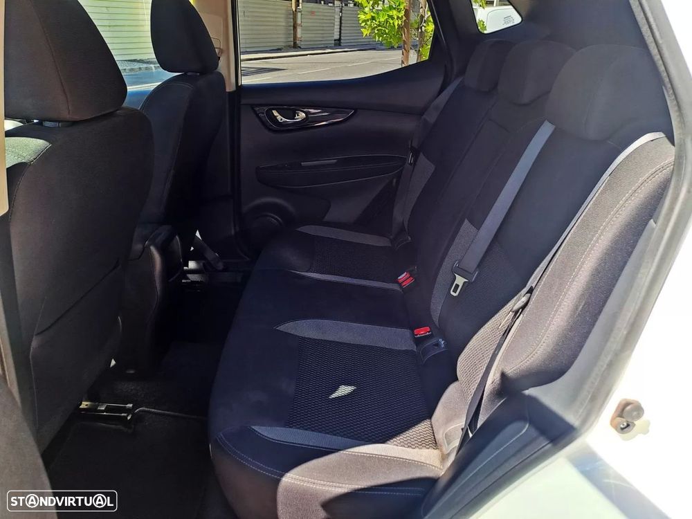 Nissan Qashqai 1.5 dCi Tekna - 16