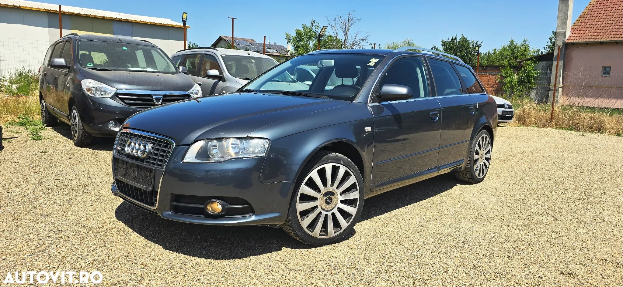 Audi A4 - 1