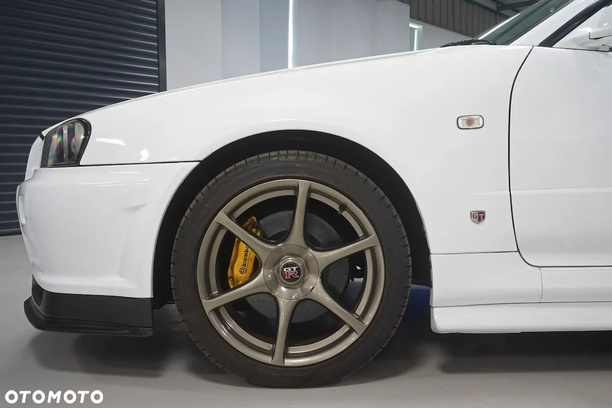 Nissan Skyline - 19
