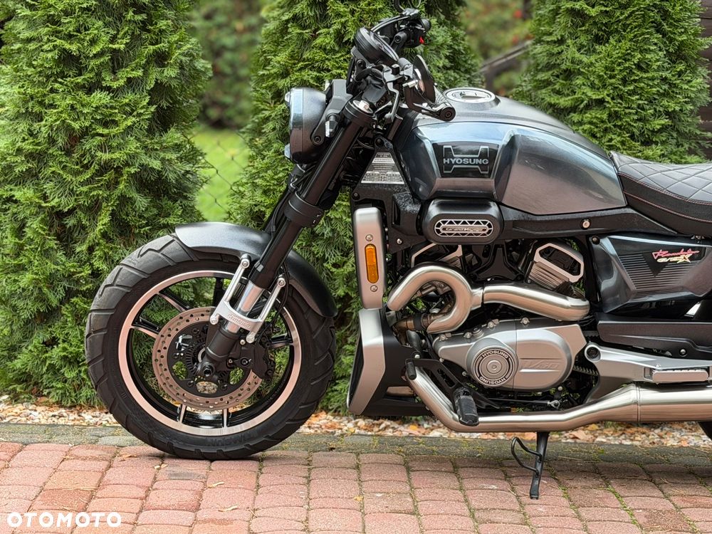 Hyosung GV - 19