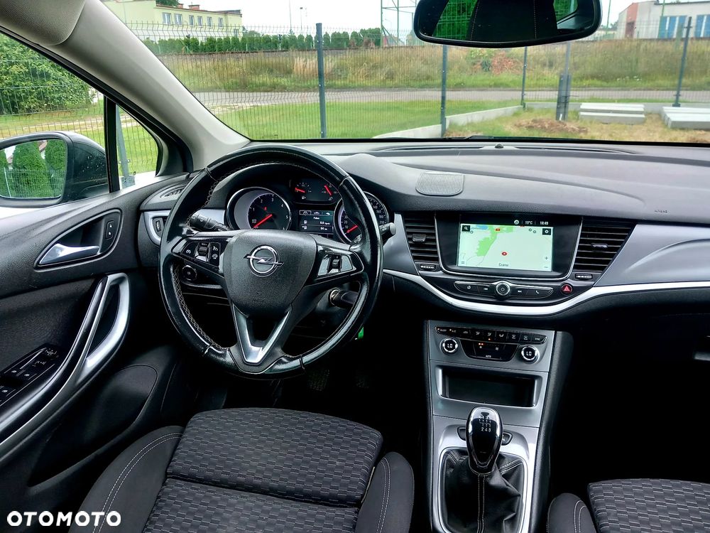 Opel Astra 1.6 D Start/Stop 120 Jahre - 32