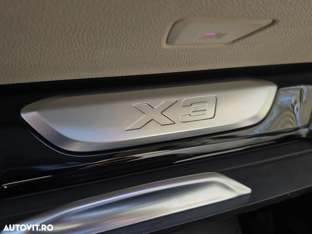 BMW X3 xDrive30i AT Luxury Line - 15