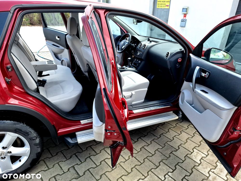 Nissan Qashqai - 2