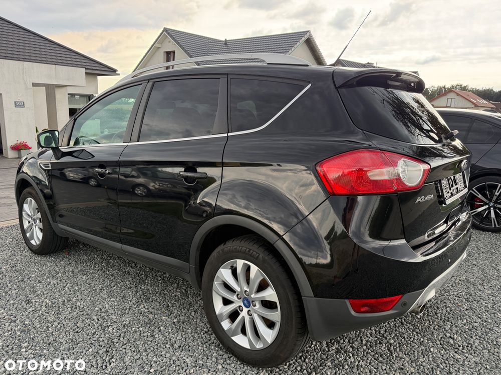 Ford Kuga 2.0 TDCi 4x4 Titanium - 4