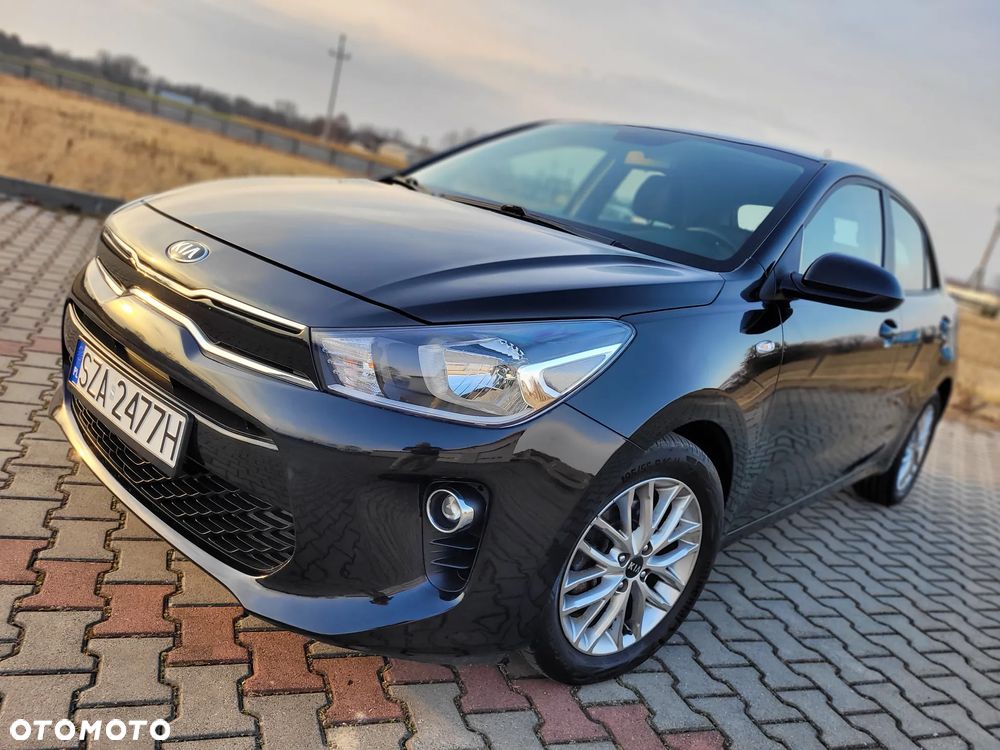 Kia Rio 1.2 XL Business Line - 39