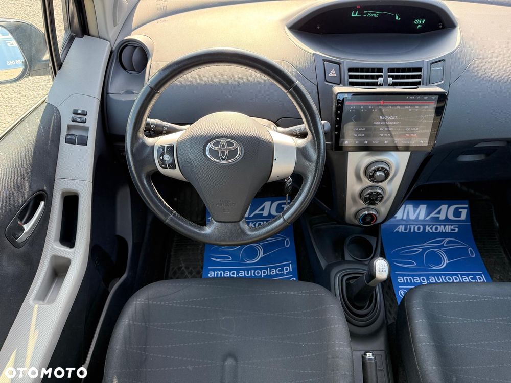 Toyota Yaris 1.3 Luna - 19