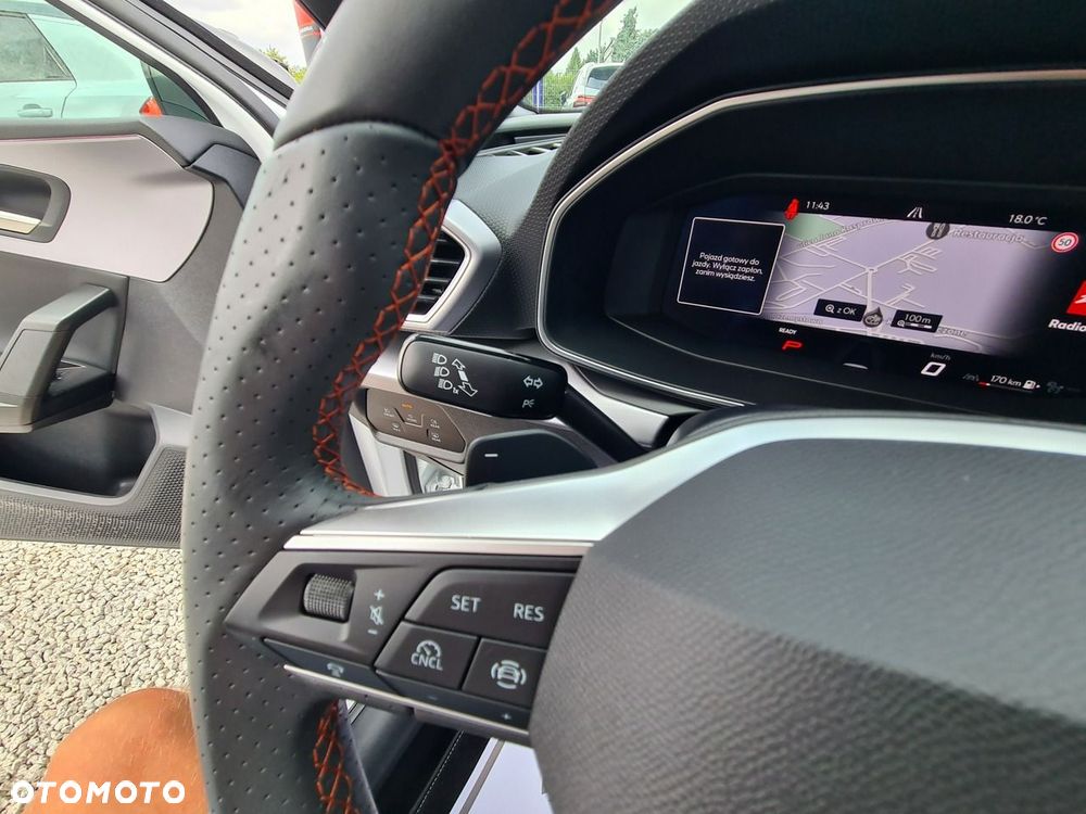 Seat Leon 1.5 eTSI FR DSG - 27