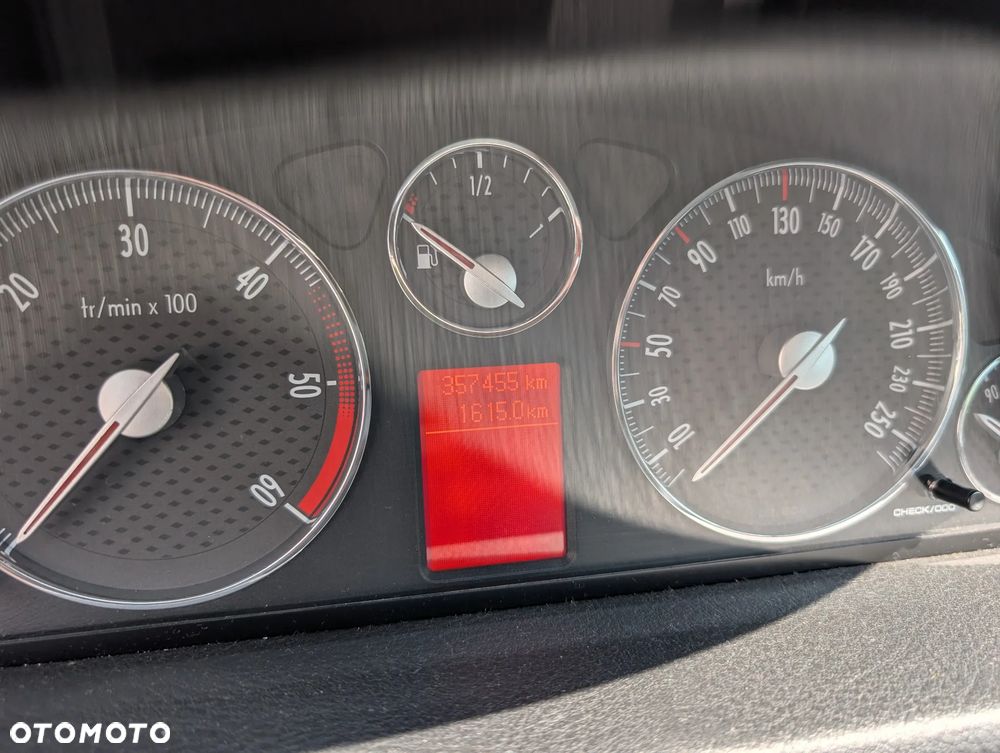 Peugeot 407 2.7HDi V6 Sport - 8