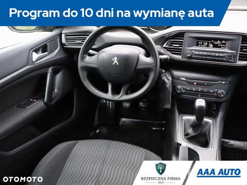 Peugeot 308 - 8
