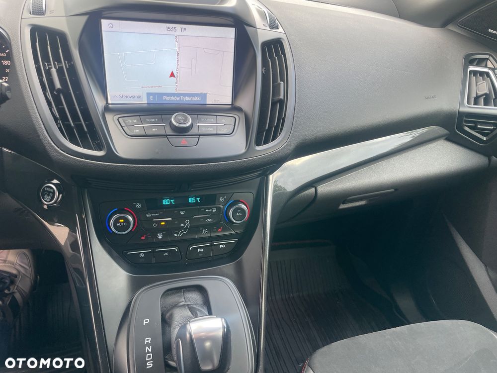 Ford Kuga 2.0 TDCi 2x4 ST-Line - 27