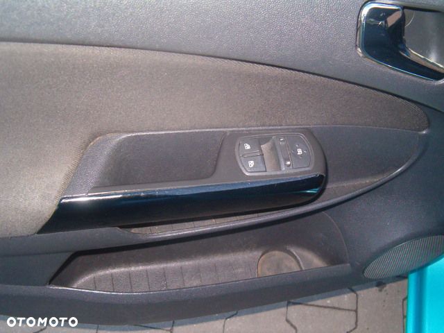 Opel Corsa - 21