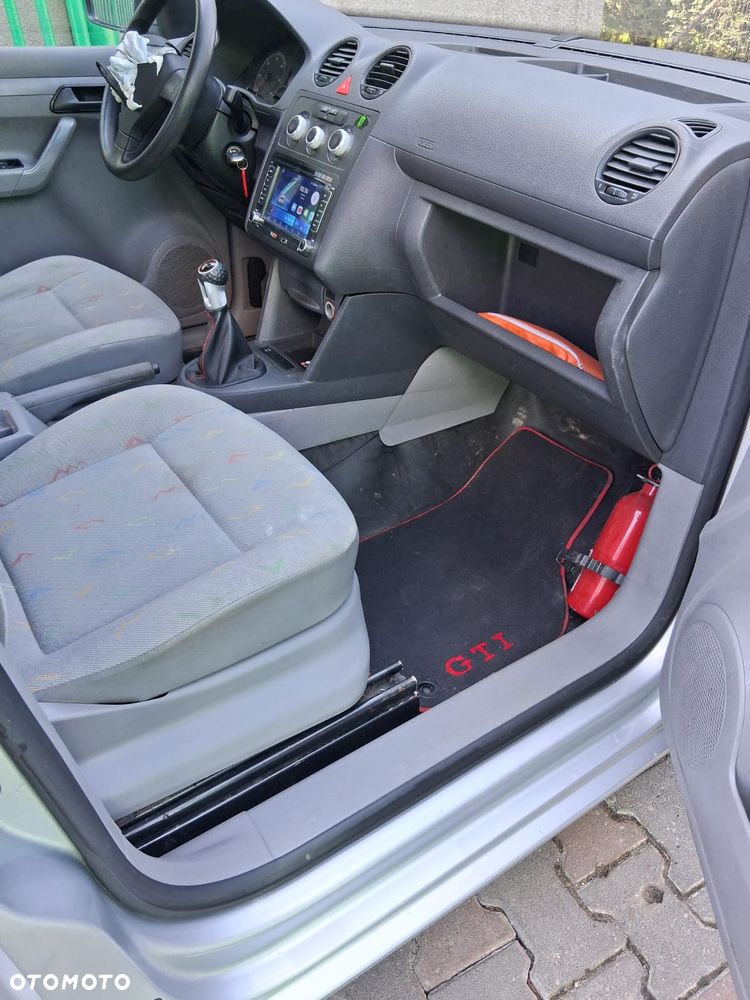 Volkswagen Caddy - 13