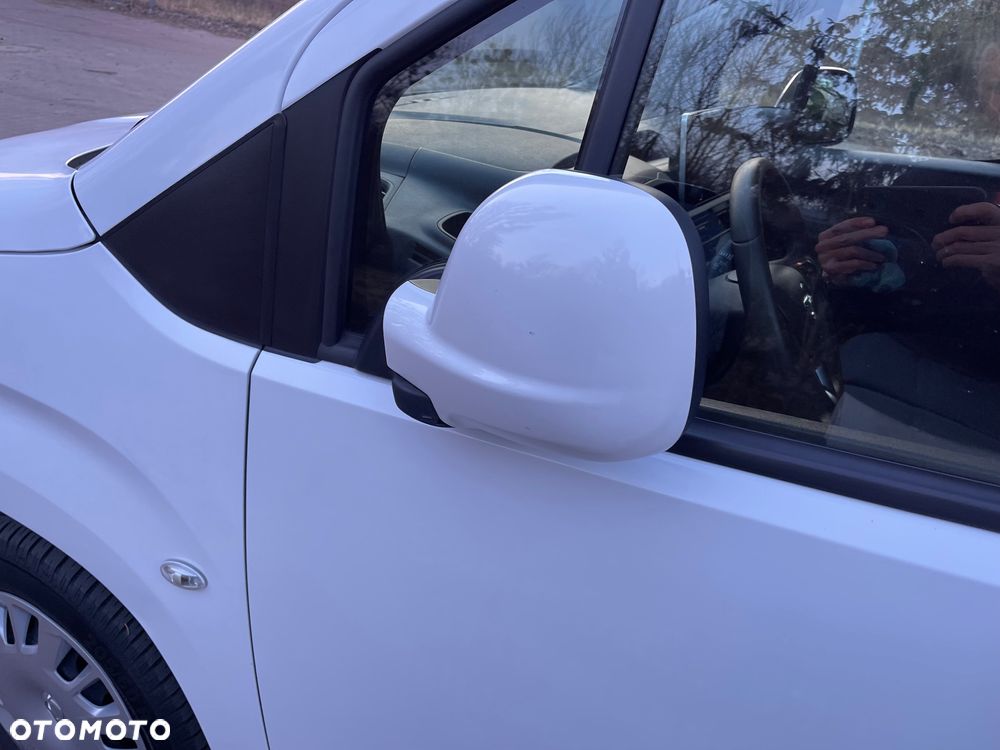 Opel Combo - 21