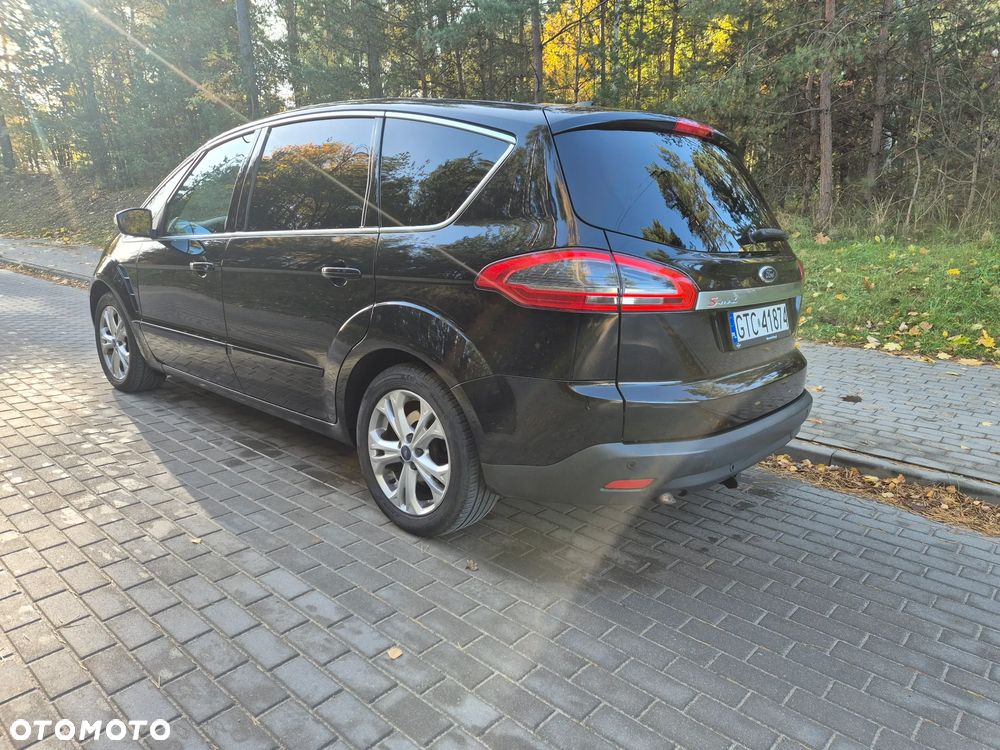 Ford S-Max 2012 photo 3