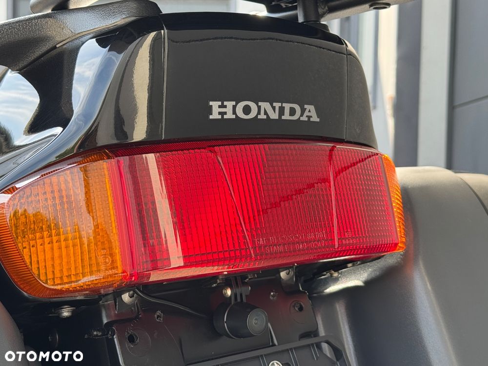 Honda ST - 37
