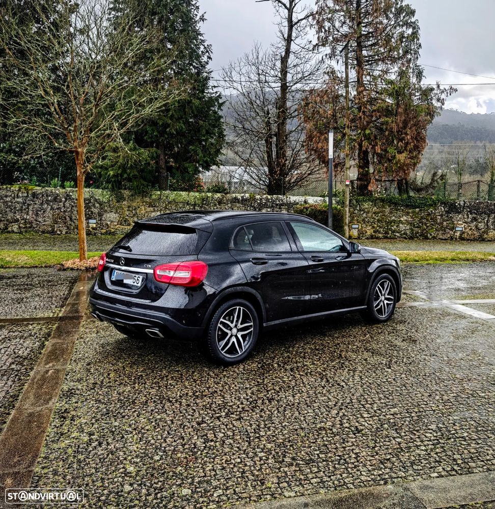 Mercedes-Benz GLA 220 d 7G-DCT AMG Line - 22
