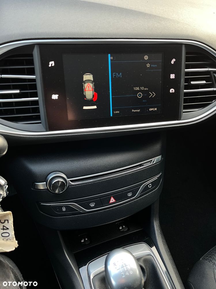 Peugeot 308 BlueHDi FAP 120 Stop & Start Allure - 17