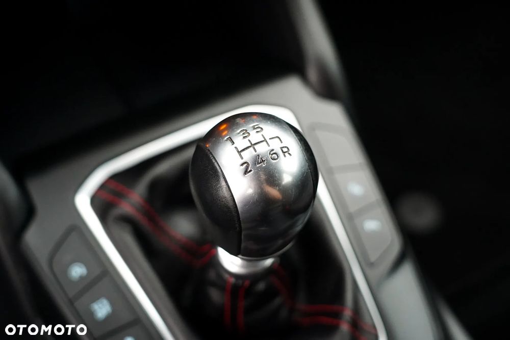 Ford Focus - 37