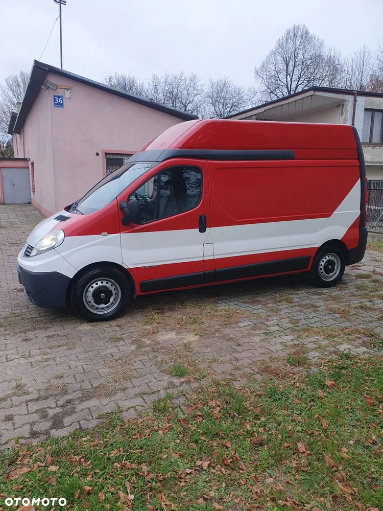 Renault Trafic - 8